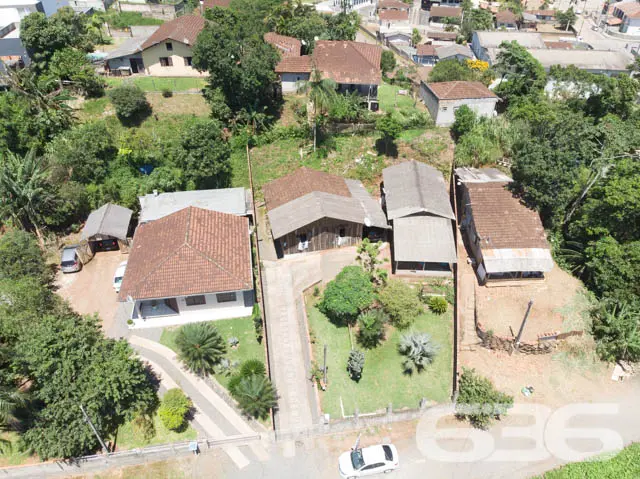 OPORTUNIDADE ÚNICA: TERRENO COM ACLIVE NO ITAUM!
D