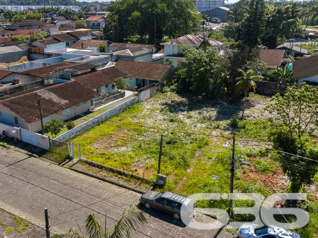 TERRENO ESPAÇOSO NO BAIRRO BUCAREIN – OPORTUNIDADE