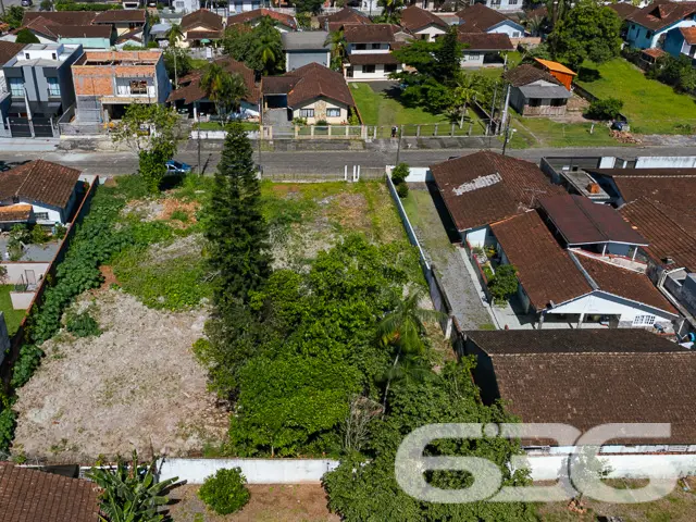 TERRENO ESPAÇOSO NO BAIRRO BUCAREIN – OPORTUNIDADE