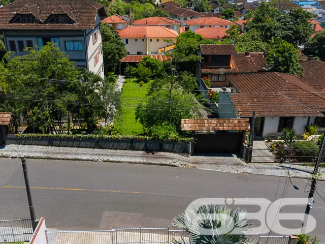 TERRENO AMPLO E PRONTO PARA CONSTRUIR NO BOM RETIR