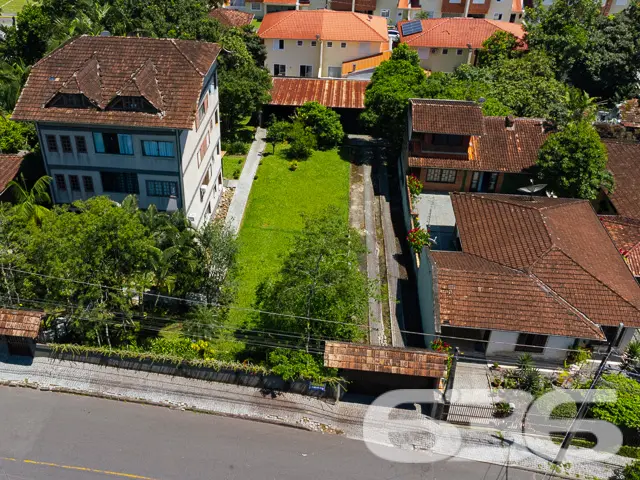TERRENO AMPLO E PRONTO PARA CONSTRUIR NO BOM RETIR