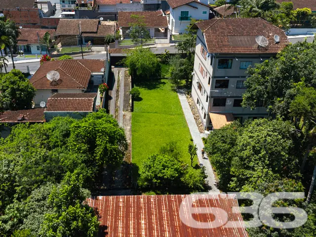 TERRENO AMPLO E PRONTO PARA CONSTRUIR NO BOM RETIR