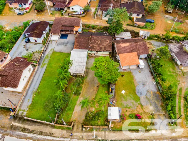 TERRENO AMPLO E PRONTO PARA CONSTRUIR NO BAIRRO GU