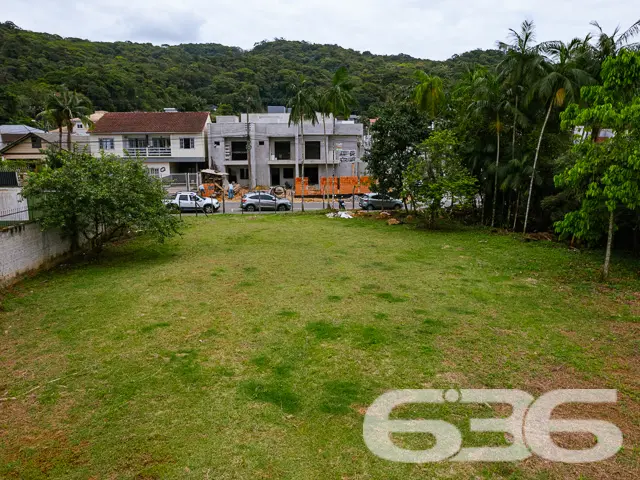 INVISTA AQUI! TERRENOS À VENDA NO BAIRRO IRIRIÚ - 