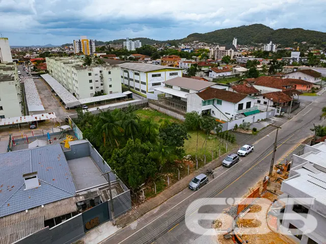 INVISTA AQUI! TERRENOS À VENDA NO BAIRRO IRIRIÚ - 