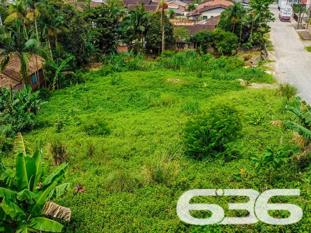 AMPLIE SEUS HORIZONTES - TERRENO DE ESQUINA NO BAI
