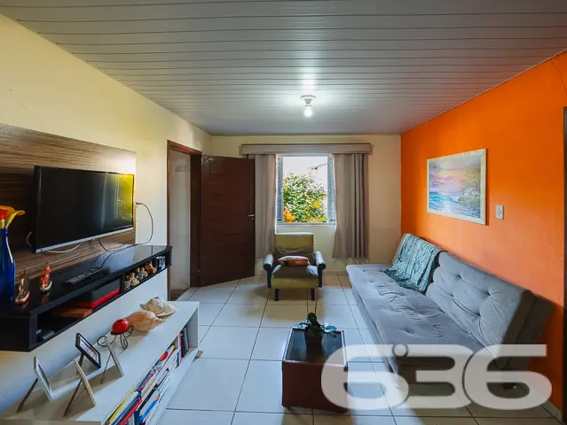 Descubra o encanto da vida na praia com esta resid
