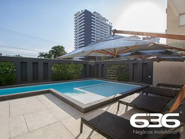 APARTAMENTO DE ALTO PADRÃO NO CENTRO DE JOINVILLE

