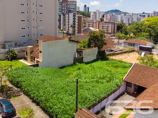 INVISTA NESTA AMPLA OPORTUNIDADE NO BAIRRO GLÓRIA!