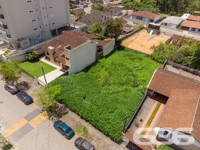 INVISTA NESTA AMPLA OPORTUNIDADE NO BAIRRO GLÓRIA!