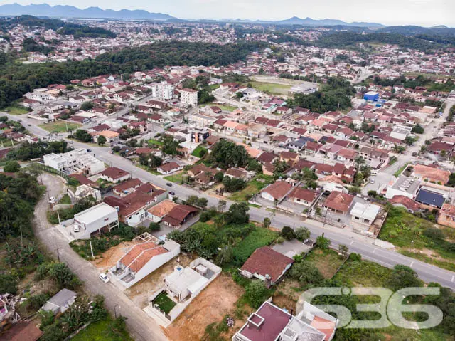ÓTIMO TERRENO À VENDA NO BAIRRO BOEHMERWALD, EM JO