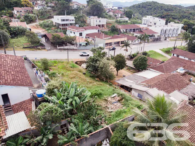 ÓTIMO TERRENO À VENDA NO BAIRRO BOEHMERWALD, EM JO