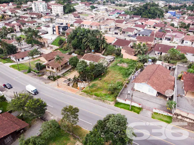 ÓTIMO TERRENO À VENDA NO BAIRRO BOEHMERWALD, EM JO