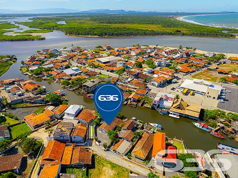 RESIDÊNCIA COM 2 QUARTOS NO CENTRO DE BALNEÁRIO BA