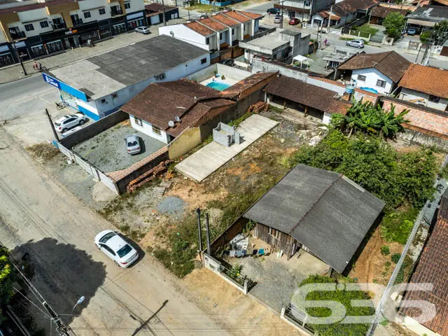VENDE-SE TERRENO, NO BAIRRO PARANAGUAMIRIM, EM JOI