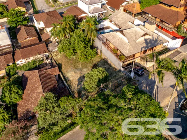 VENDE-SE TERRENO, NO BAIRRO FLORESTA, EM JOINVILLE