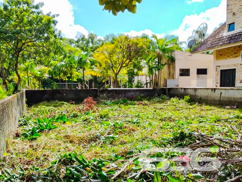 Terreno com excelente localização a 150 metros da