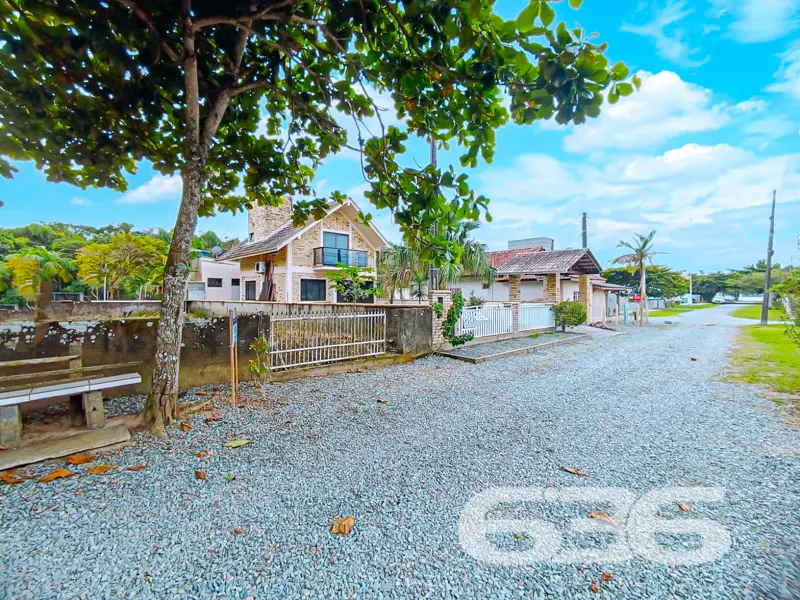 Terreno com excelente localização a 150 metros da