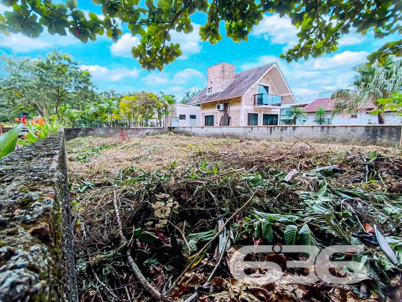 Terreno com excelente localização a 150 metros da