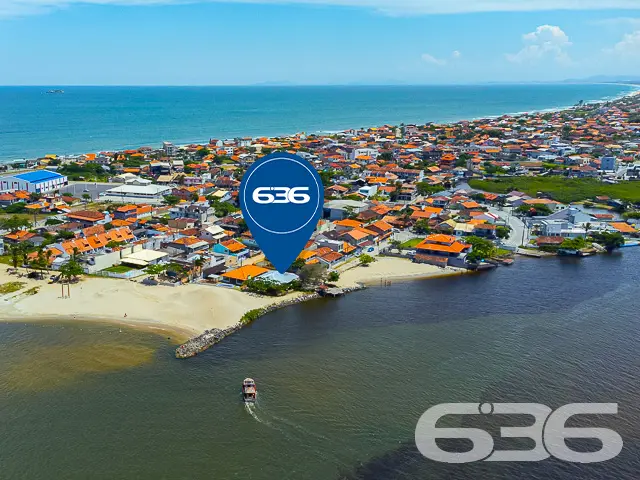 CASA COM VISTA PARA A LAGOA - BALNEÁRIO BARRA DO S