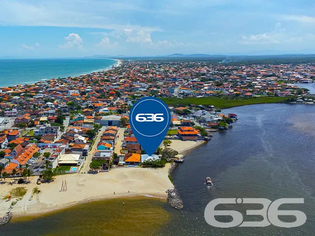 CASA COM VISTA PARA A LAGOA - BALNEÁRIO BARRA DO S