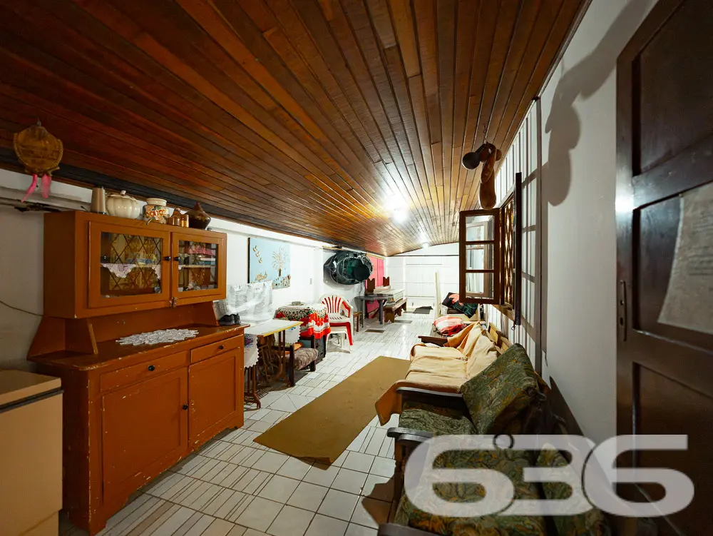 CASA COM VISTA PARA A LAGOA - BALNEÁRIO BARRA DO S