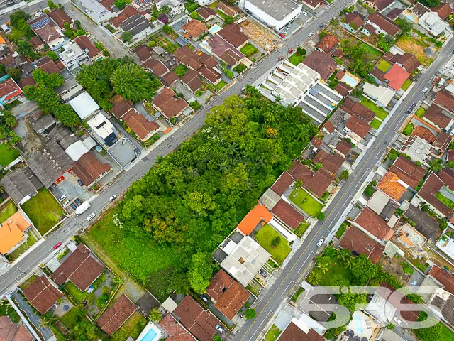 OPORTUNIDADE DE TERRENO NO BAIRRO BOM RETIRO
Este
