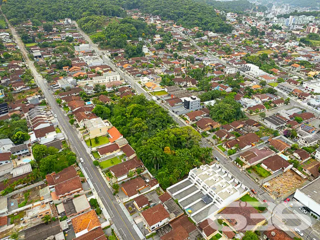 OPORTUNIDADE DE TERRENO NO BAIRRO BOM RETIRO
Este