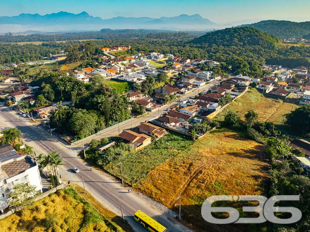 AMPLO TERRENO À VENDA NO BAIRRO NOVA BRASÍLIA

Ate