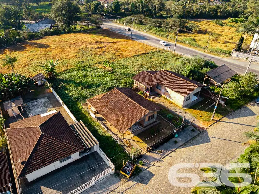 AMPLO TERRENO À VENDA NO BAIRRO NOVA BRASÍLIA

Ate