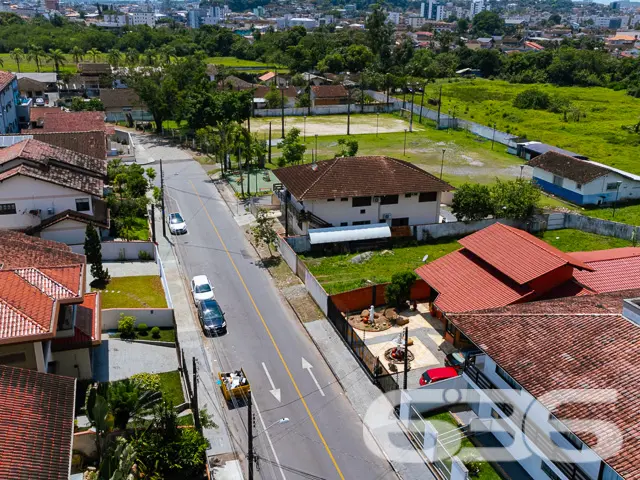 OPORTUNIDADE ÚNICA NO BAIRRO BUCAREIN – TERRENO PL