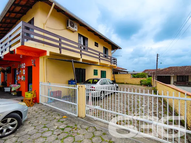 OPORTUNIDADE NO BAIRRO SALINAS: VIVA E EMPREENDA A