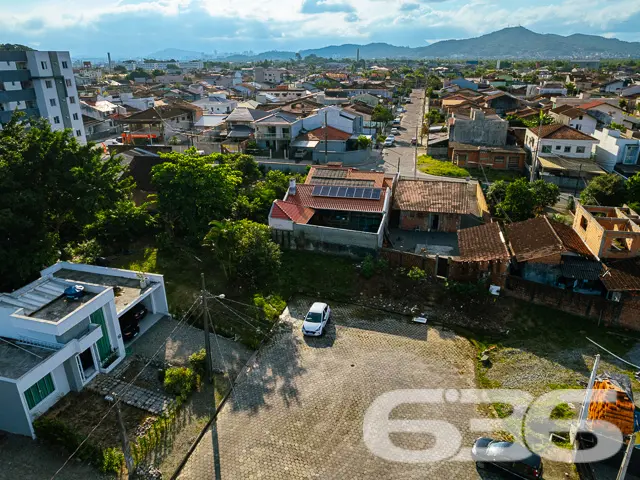 Terreno à Venda no bairro ADHEMAR GARCIA – ESTUDA