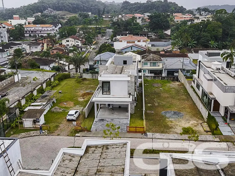 Oportunidade Única em Joinville: Terreno no Bairro