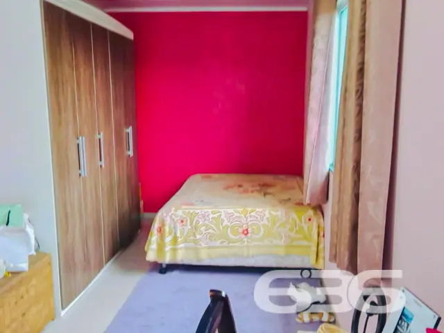 SOBRADO MOBILIADO À VENDA NO CENTRO DE BALNEÁRIO B