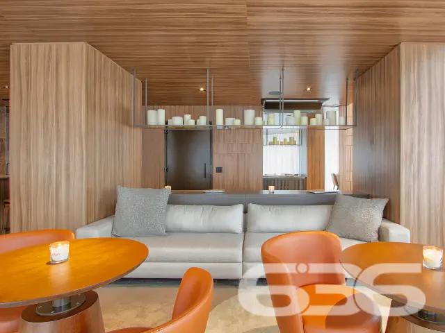 APARTAMENTO DE ALTO PADRÃO COM 3 SUÍTES NO CENTRO