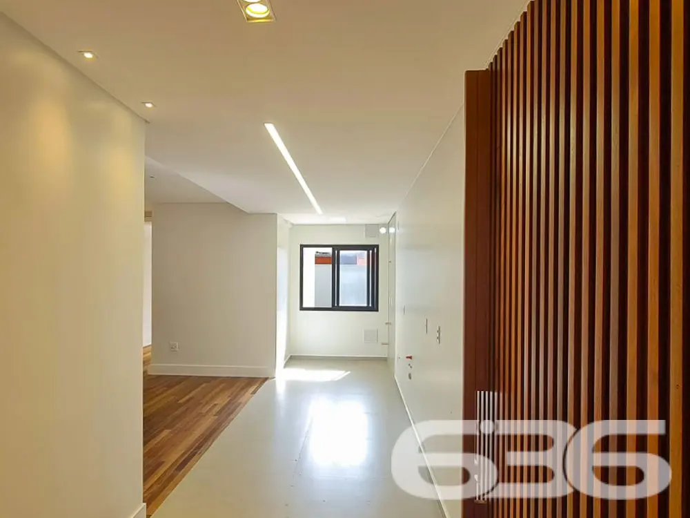 Apartamento à Venda - Campo Alegre, SC
Descubra o
